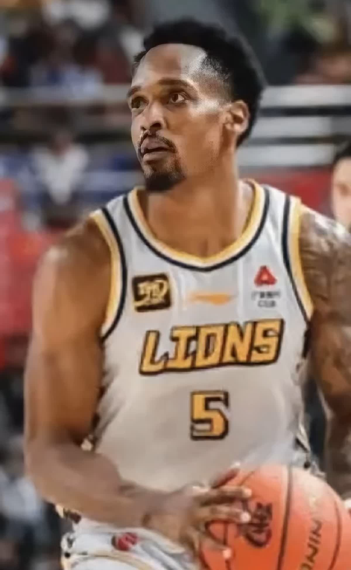 竞技宝电竞-关于CBA常规赛今夜走向成谜，阿贾克斯再遭质疑，信心回归，数据层面出现新趋势的信息