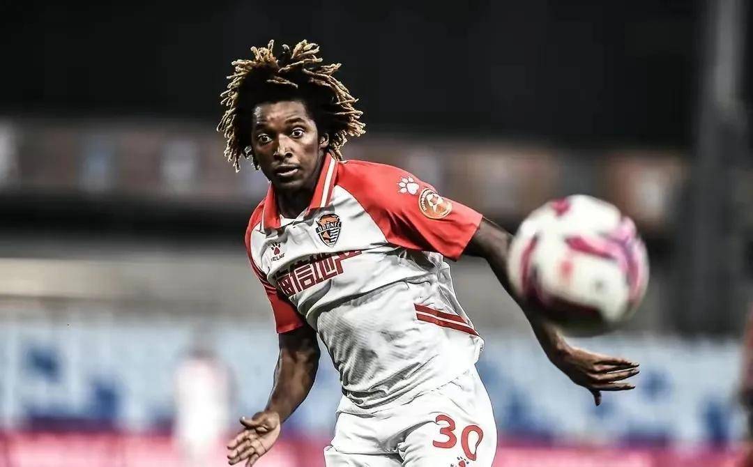 竞技宝电竞-关于凯恩新星出色防守表现惊艳，澳大利亚队未来可期！的信息